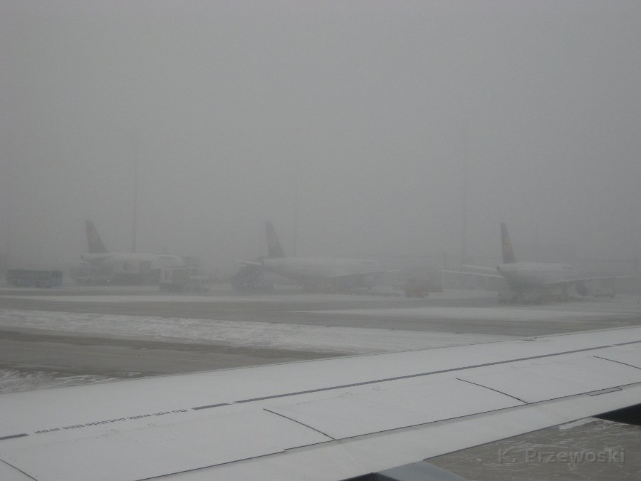 IMG_0504.JPG - A oto jak ''chmury pełzające po ziemi'' wyglądają już na ziemi :)